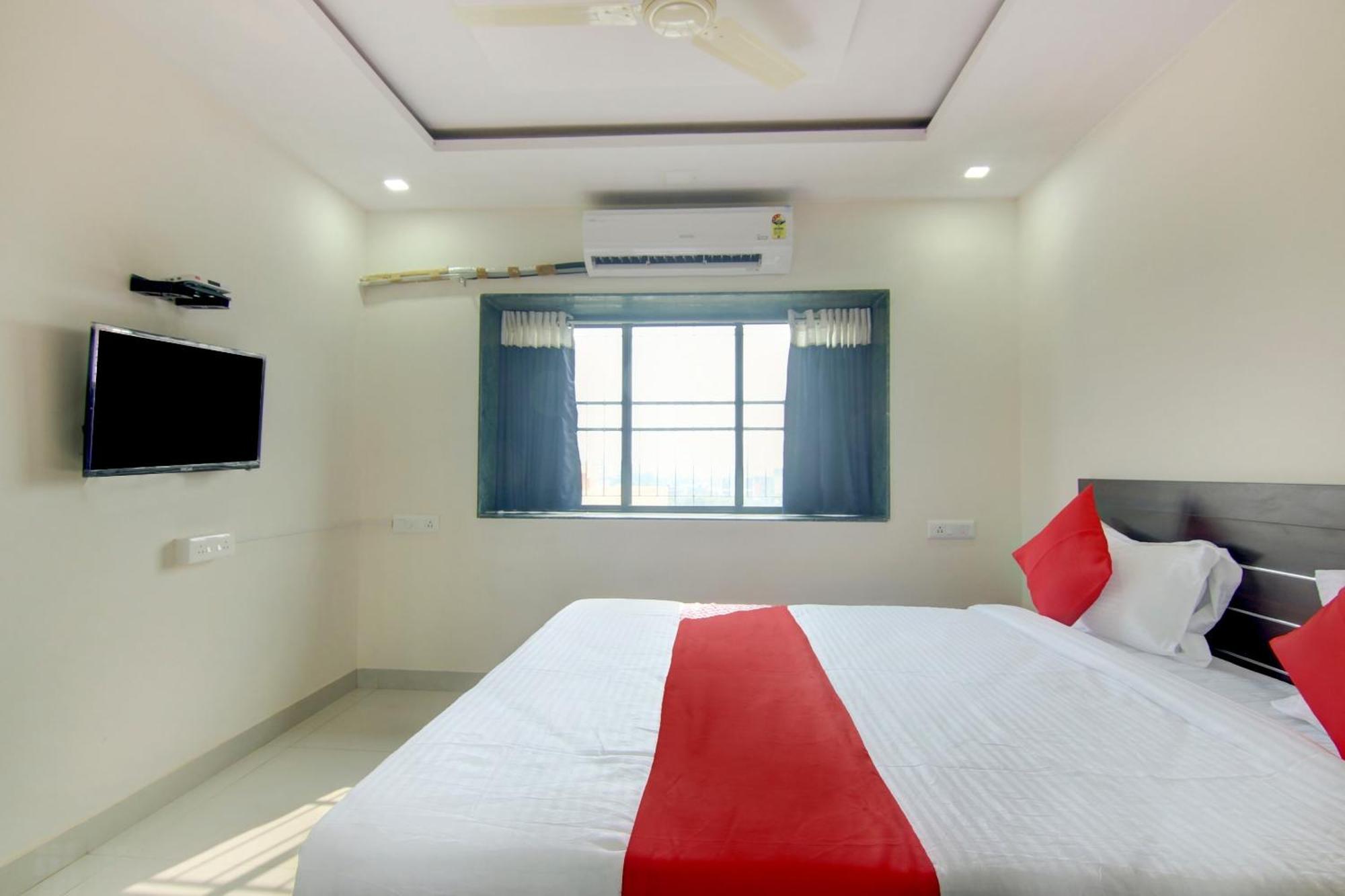 Hotel O Villa 31 Akot 외부 사진